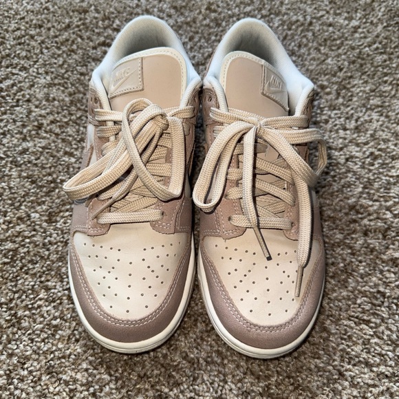 Nike Women’s Dunk Low SE “Sandrift” - Picture 3 of 4
